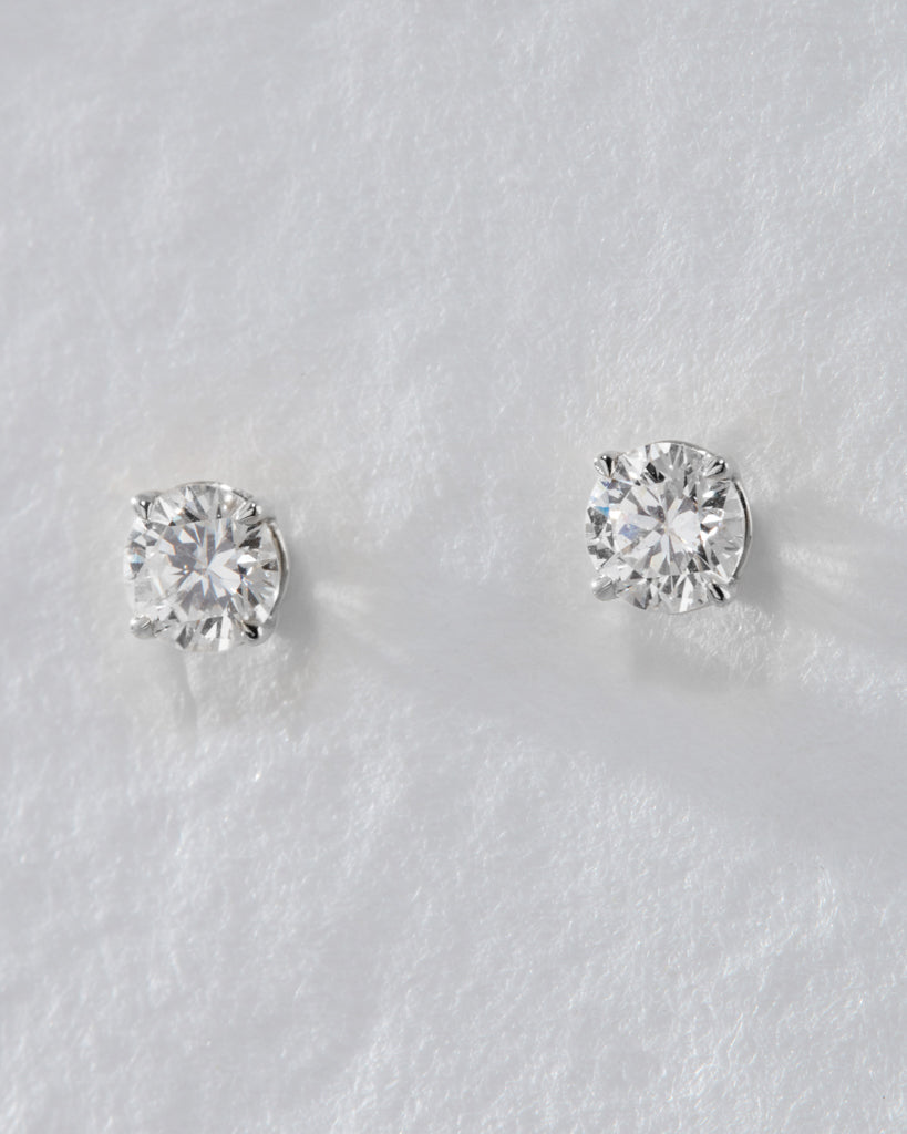 The Ultimate Solitaire Studs