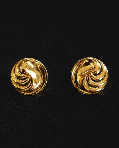 The Leila Studs