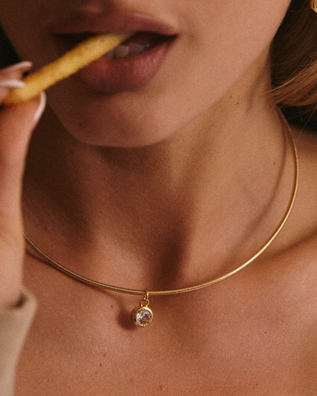 The Georgia Stone Omega Necklace- Gold