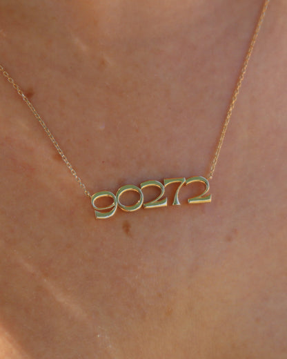 The 90272 Nameplate Necklace
