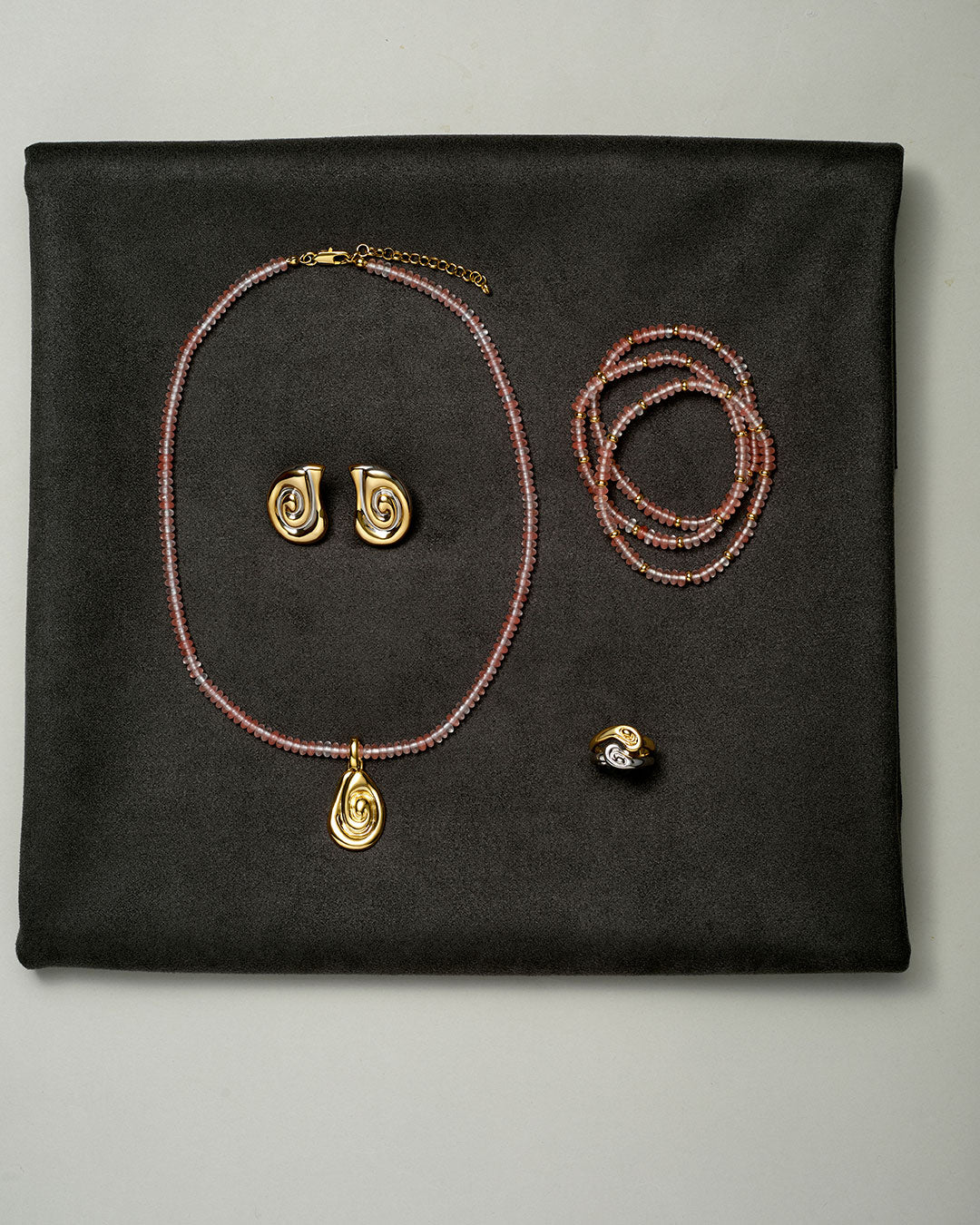 The Two-Tone Coquille Studs