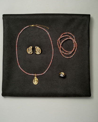 The Two-Tone Coquille Studs