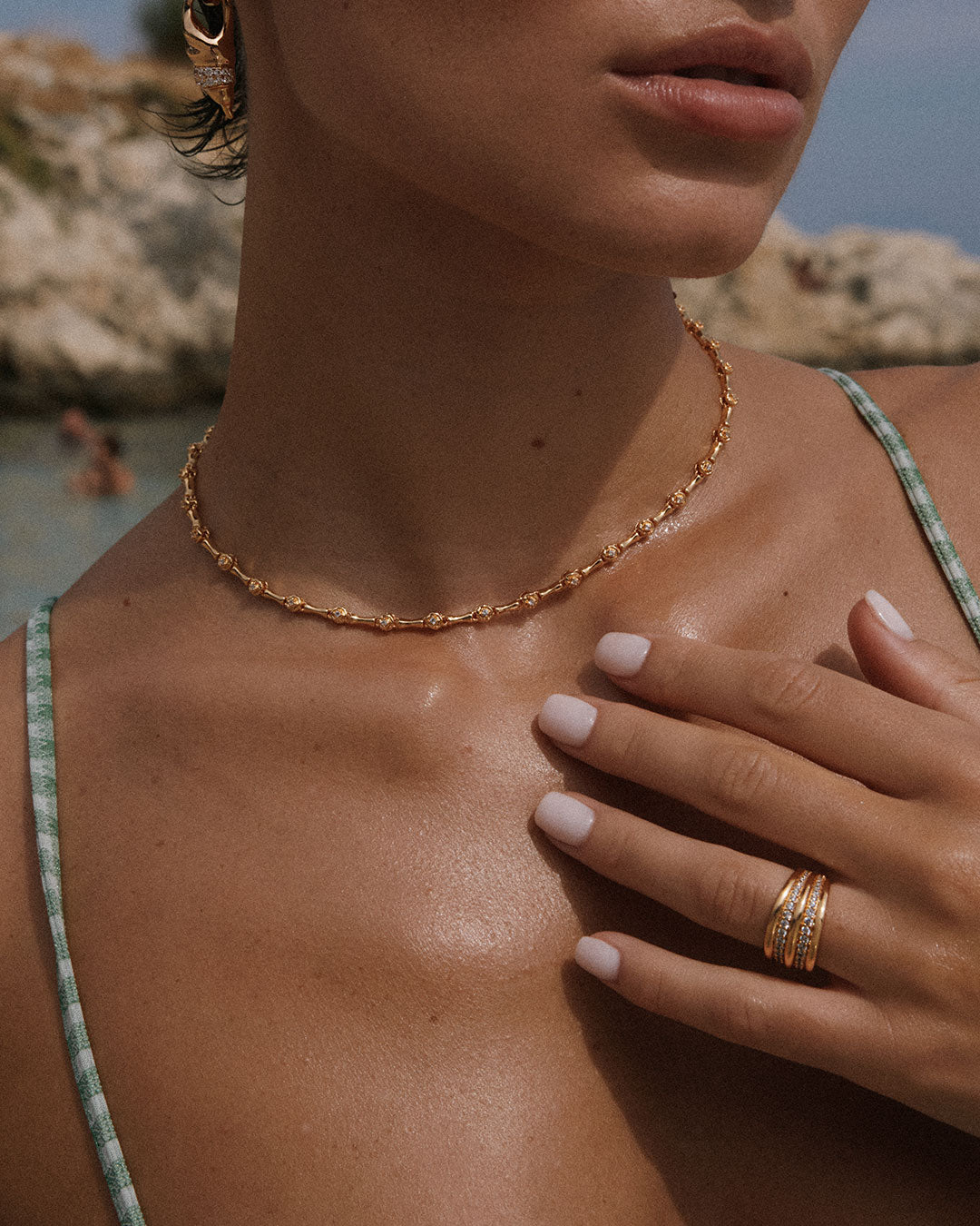 The Coquille Tennis Necklace
