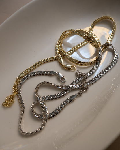 Ferrera Chain Necklace- Silver