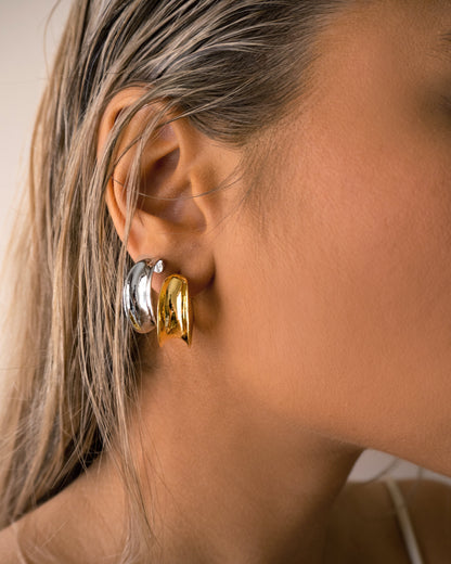 Margot Hoops- Gold