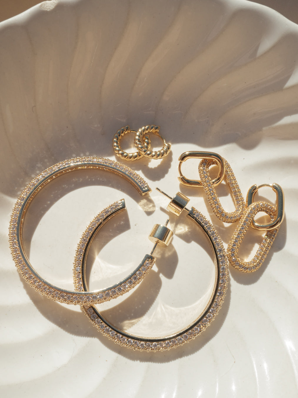 Pave Simone Loop Hoops- Gold
