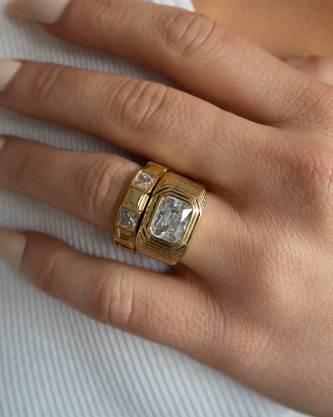 Punk Stud Pyramid Ring- Gold