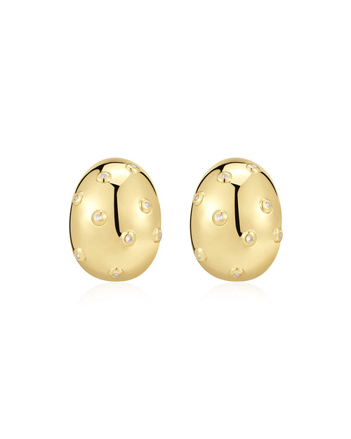 The Pave Molten Studs