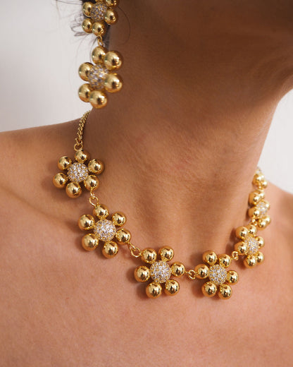 Daisy Statement Necklace- Silver